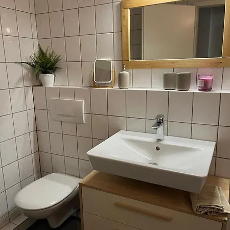 Apartment Im Idyllischen Gulfhof Krummhoern
