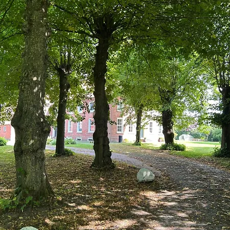 Im Idyllischen Gulfhof